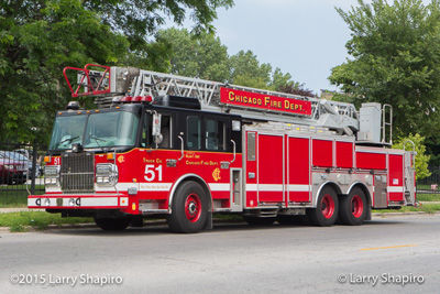 Chicago FD Truck 51 SpartanERV aerial ladder in Chicago fire trucks fire apparatus shapirophotography.net Larry Shapiro photographer